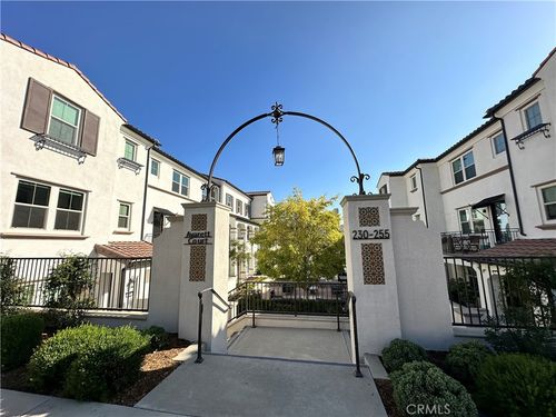 249 Averett Court, Claremont, CA, 91711 | Card Image