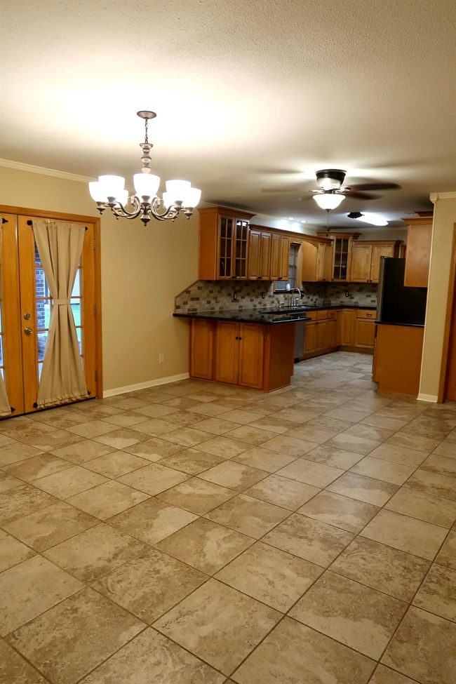 5263 Old Highway 87, House other with 3 bedrooms, 2 bathrooms and null parking in Orange TX | Image 8