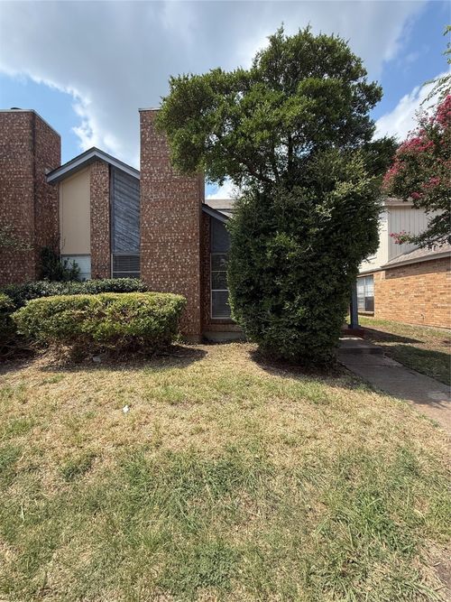 2324 Summer Place Dr, Arlington, TX, 76014-1903 | Card Image