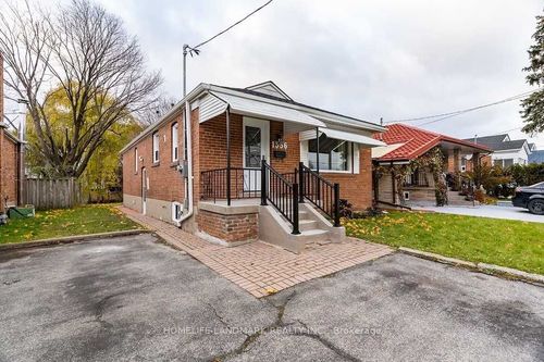 bsmt-1356 Warden Ave, Scarborough, ON, M1R2S2 | Card Image