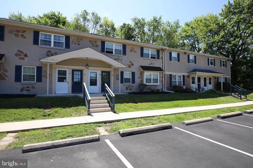 84 Wexford Dr, NORTH WALES, PA, 19454-4026 | Card Image
