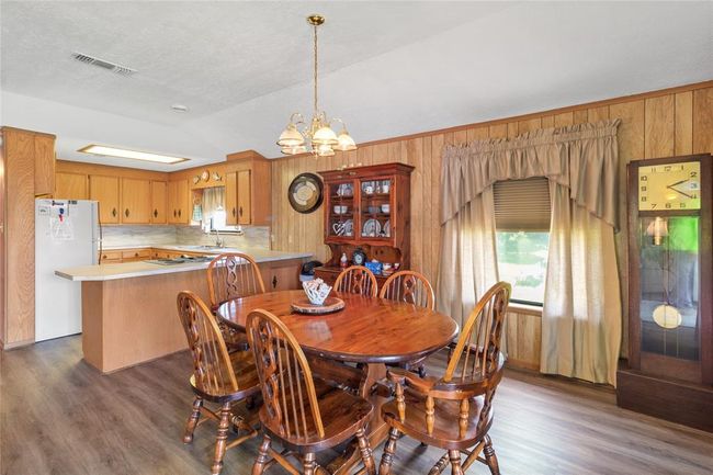 600 Sam Houston Loop, House other with 3 bedrooms, 2 bathrooms and null parking in Pointblank TX | Image 16