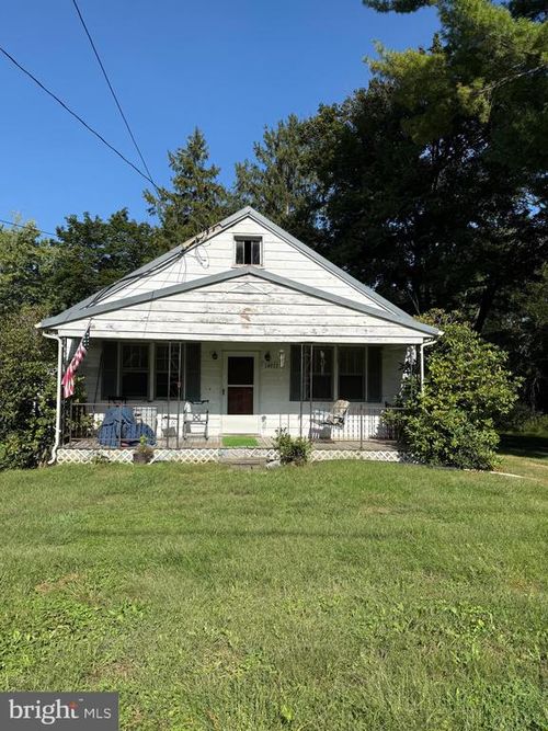 14977 Leetown Rd, KEARNEYSVILLE, WV, 25430-2759 | Card Image