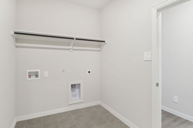 Photo is not of the actual home, but is an inspirational photo of builder’s model home and may depict options, furnishings, and/or decorator features that are not included. | Image 18