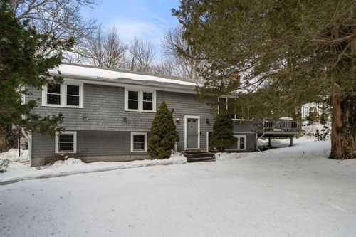 8 Blair Dr, Kingston, MA, 02364-1713 | Card Image
