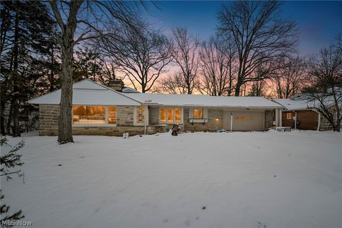 1081 Carver Rd, Cleveland Heights, OH, 44112-3633 | Card Image