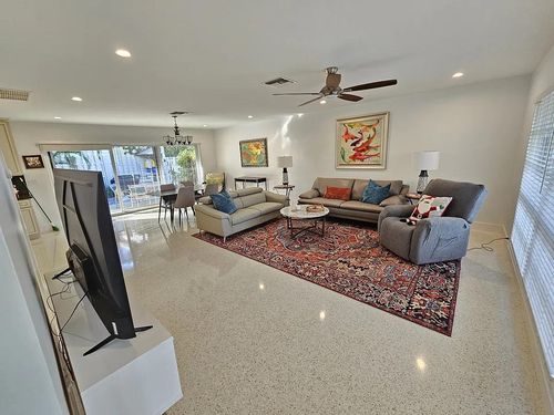 406 Venetian Dr, Delray Beach, FL, 33483-6704 | Card Image