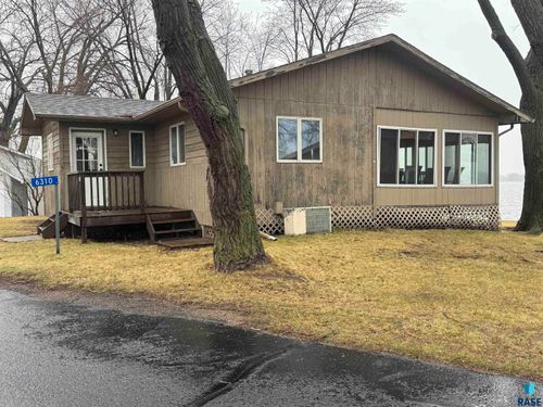 6310 Harbor Way, Wentworth, SD, 57075-7318 | Card Image