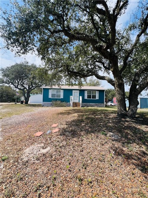 809 N Tenth Street, Fulton, TX, 78358 | Card Image