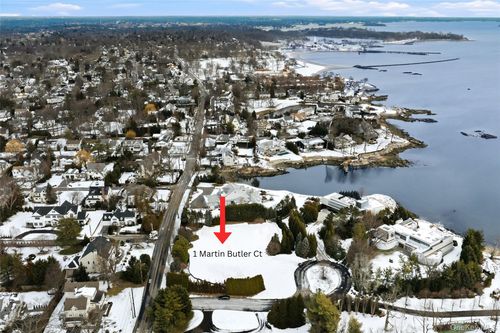 1 Martin Butler Ct, Rye, NY, 10580-3146 | Card Image