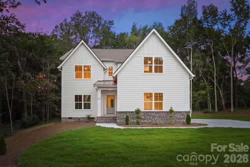 2311 Chateau Ct, Matthews, NC, 28105-2351 | Card Image