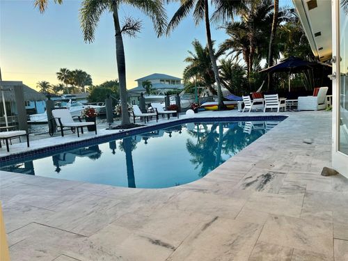 380 Se 12th Ave, Pompano Beach, FL, 33060-7425 | Card Image