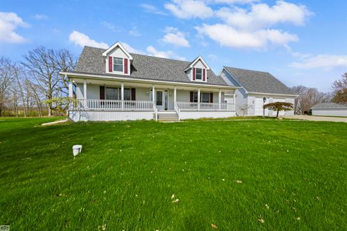 4453 Lone Oak Dr, Mussey, MI, 48014-3057 | Card Image