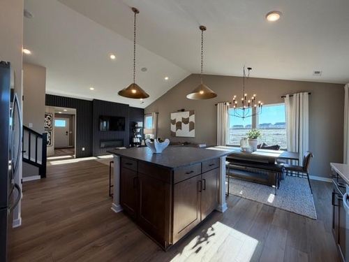 1649 Lund Way, Shakopee, MN, 55379 | Card Image