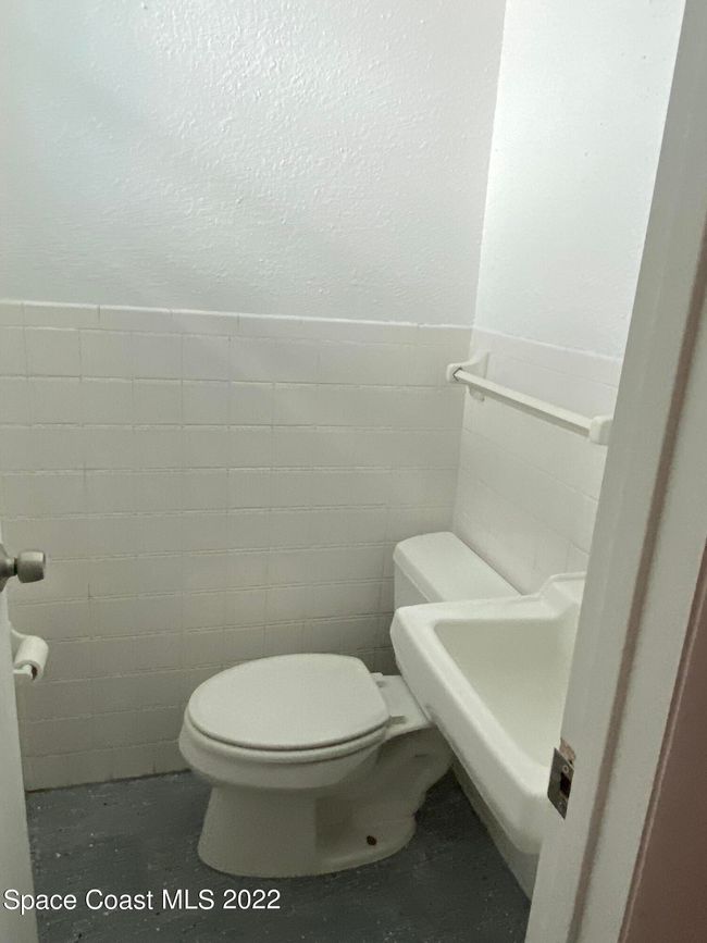 1445 Bay Shore Dr, House other with 3 bedrooms, 3 bathrooms and null parking in Cocoa Beach FL | Image 26