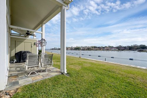 63 April Point Dr S, Montgomery, TX, 77356-5843 | Card Image