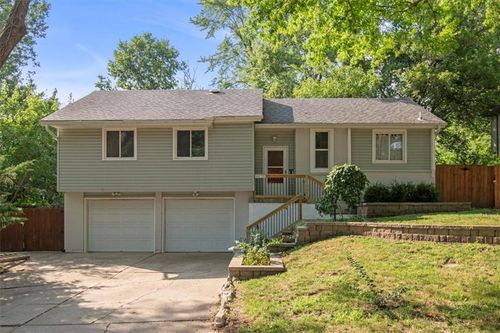 4820 S Kendall Dr, Independence, MO, 64055-5345 | Card Image