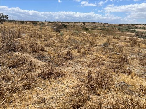 25229 E Avenue J, Lancaster, CA, 93535 | Card Image