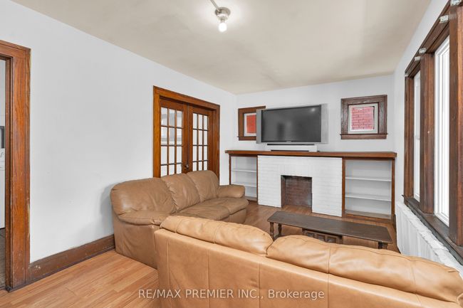 510 Randolph Ave, House other with 6 bedrooms, 2 bathrooms and 2 parking in Windsor ON | Image 11