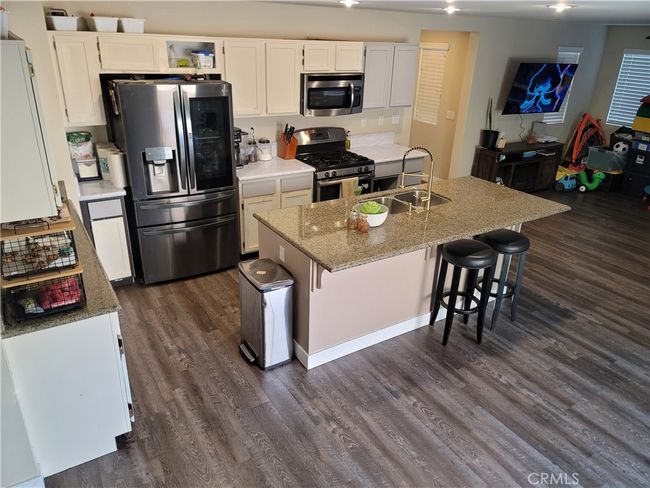34182 Carissa Dr, Condo with 3 bedrooms, 3 bathrooms and 2 parking in Lake Elsinore CA | Image 5
