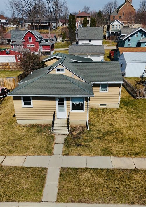 409 Main St Sw, Preston, MN, 55965-1204 | Card Image