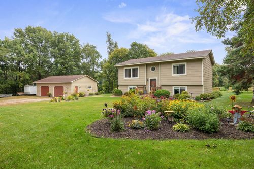 2156 59th Ave, Princeton, MN, 55371-6061 | Card Image