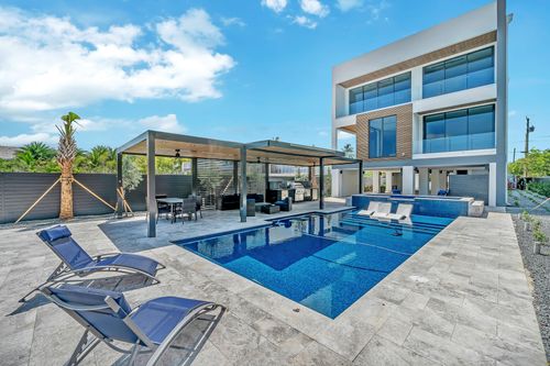 16 Seaside Ave, Key Largo, FL, 33037-3839 | Card Image