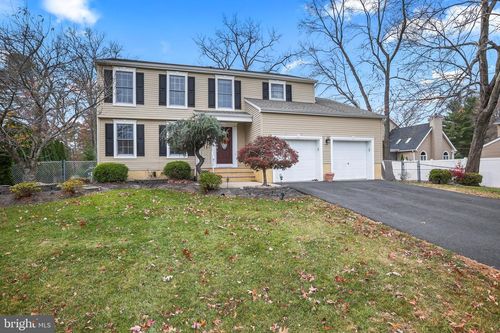 32 9th Street, MONROE TOWNSHIP, NJ, 08831 | Card Image