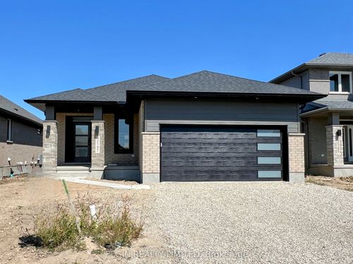 42197 Mcbain Line, Central Elgin, ON, N5P4P4 | Card Image