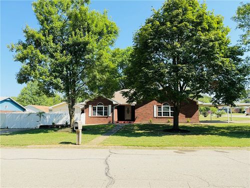 2111 W Twin Springs St, Siloam Springs, AR, 72761-2526 | Card Image