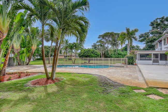 852 Palo Verde Ct, House other with 5 bedrooms, 3 bathrooms and null parking in Haverhill FL | Image 53
