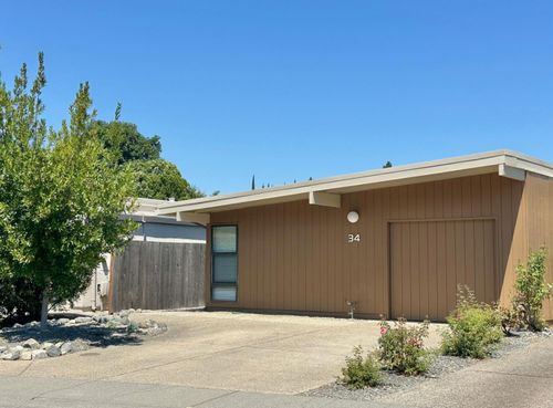 34 Chief Court, Sacramento, CA, 95833 | Card Image