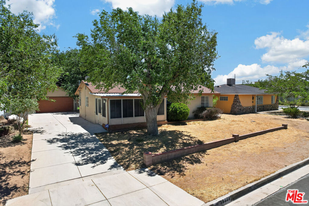 Residential in Palmdale 3