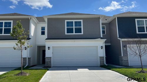 20604 Margo Street, Gretna, NE, 68028 | Card Image