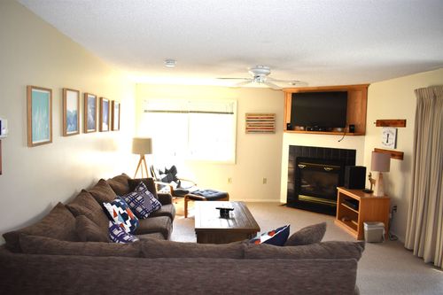 31-29 Slopeside At Smugglers Notch Resort, Cambridge, VT, 05464 | Card Image