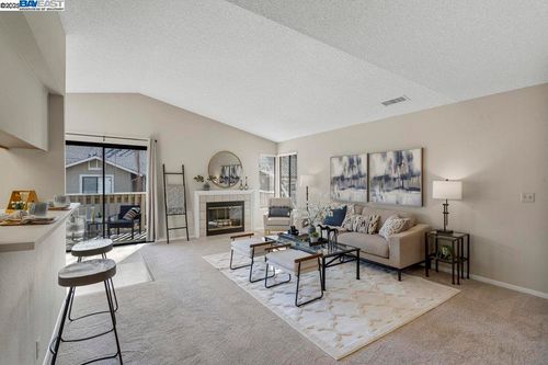 3873 Crow Canyon Rd, San Ramon, CA, 94582-1456 | Card Image