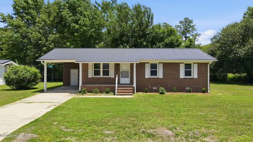 101 N Water St, Bayboro, NC, 28515-9454 | Card Image