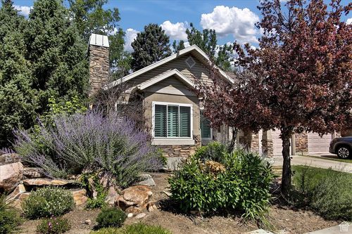609 Clearwater Dr, Layton, UT, 84041-4286 | Card Image