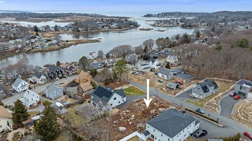 3 Deacon Farm Ln, Gloucester, MA, 01930-5298 | Card Image