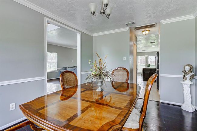 1410 Quiet Green Ct, House other with 3 bedrooms, 3 bathrooms and 2 parking in Houston TX | Image 10