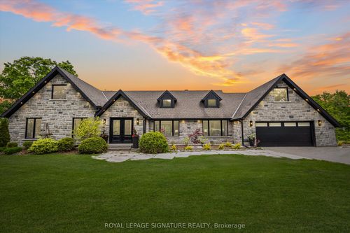 16455 11th Concession, Schomberg, ON, L0G1T0 | Card Image