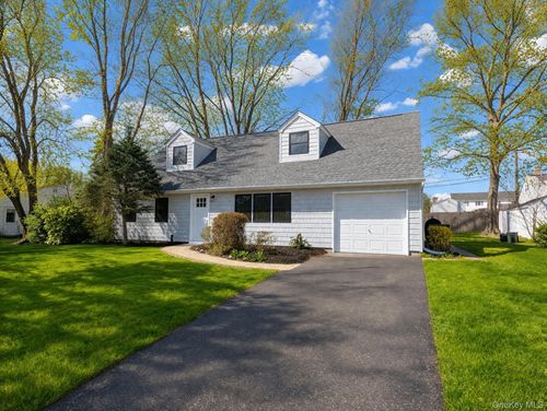 73 Rush St, Port Jefferson Station, NY, 11776-3751 | Card Image