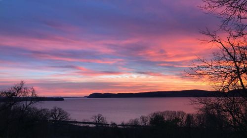 1260 Albany Post Rd, Croton-On-Hudson, NY, 10520-1570 | Card Image