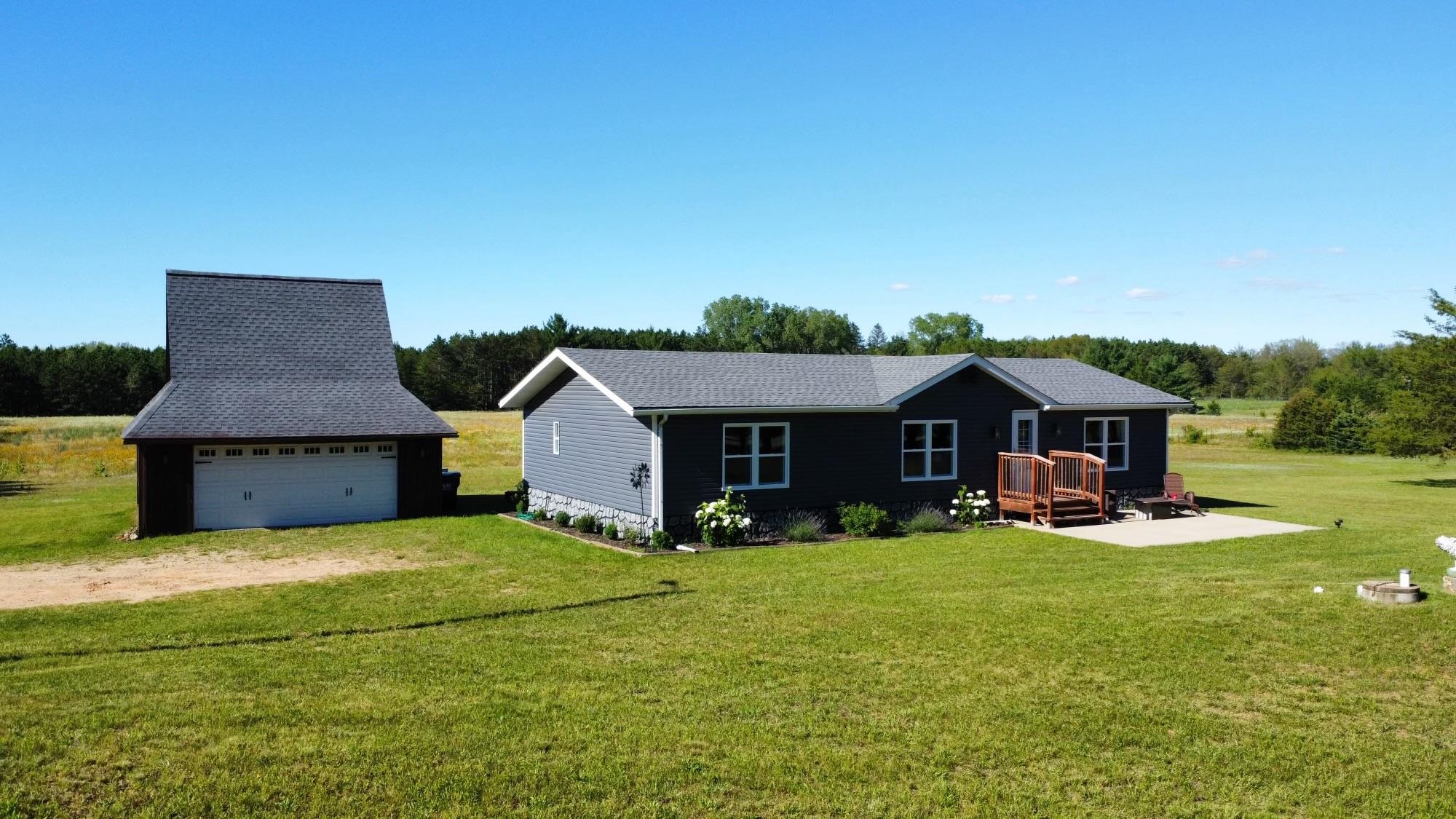 Oak Hill Rd, Lyndon Station, WI 53944