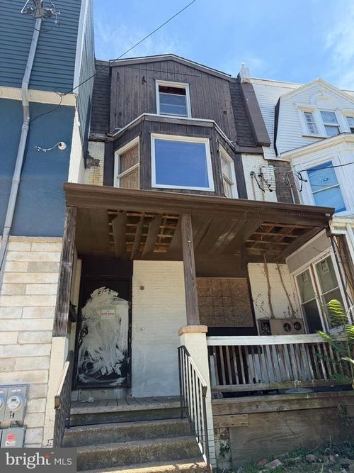 2120 N Pine St, WILMINGTON, DE, 19802-5040 | Card Image