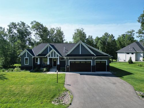 24702 White Pine Cir, Nisswa, MN, 56468-3004 | Card Image