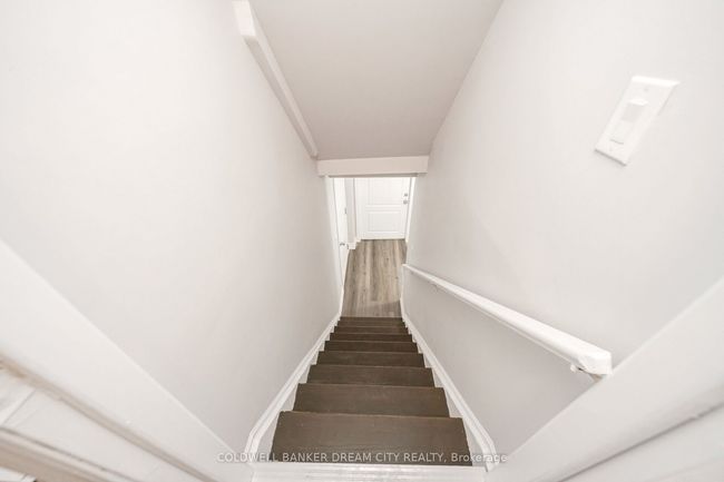 60 Capistro St, House other with 8 bedrooms, 5 bathrooms and 4 parking in Brampton ON | Image 36