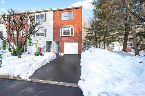 2 Foltim Way, Congers, NY, 10920-1421 | Card Image