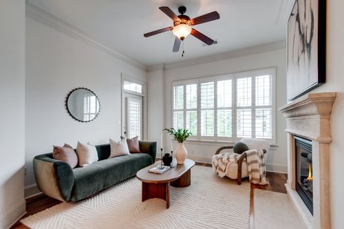 402-4120 Ridgefield Dr, Nashville, TN, 37205-2396 | Card Image