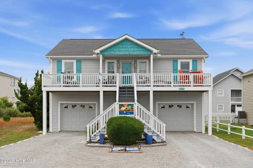 118 Crab St, Holden Beach, NC, 28462-2041 | Card Image